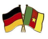 Deutschland - Kamerun  Freundschaftspin ca. 22 mm